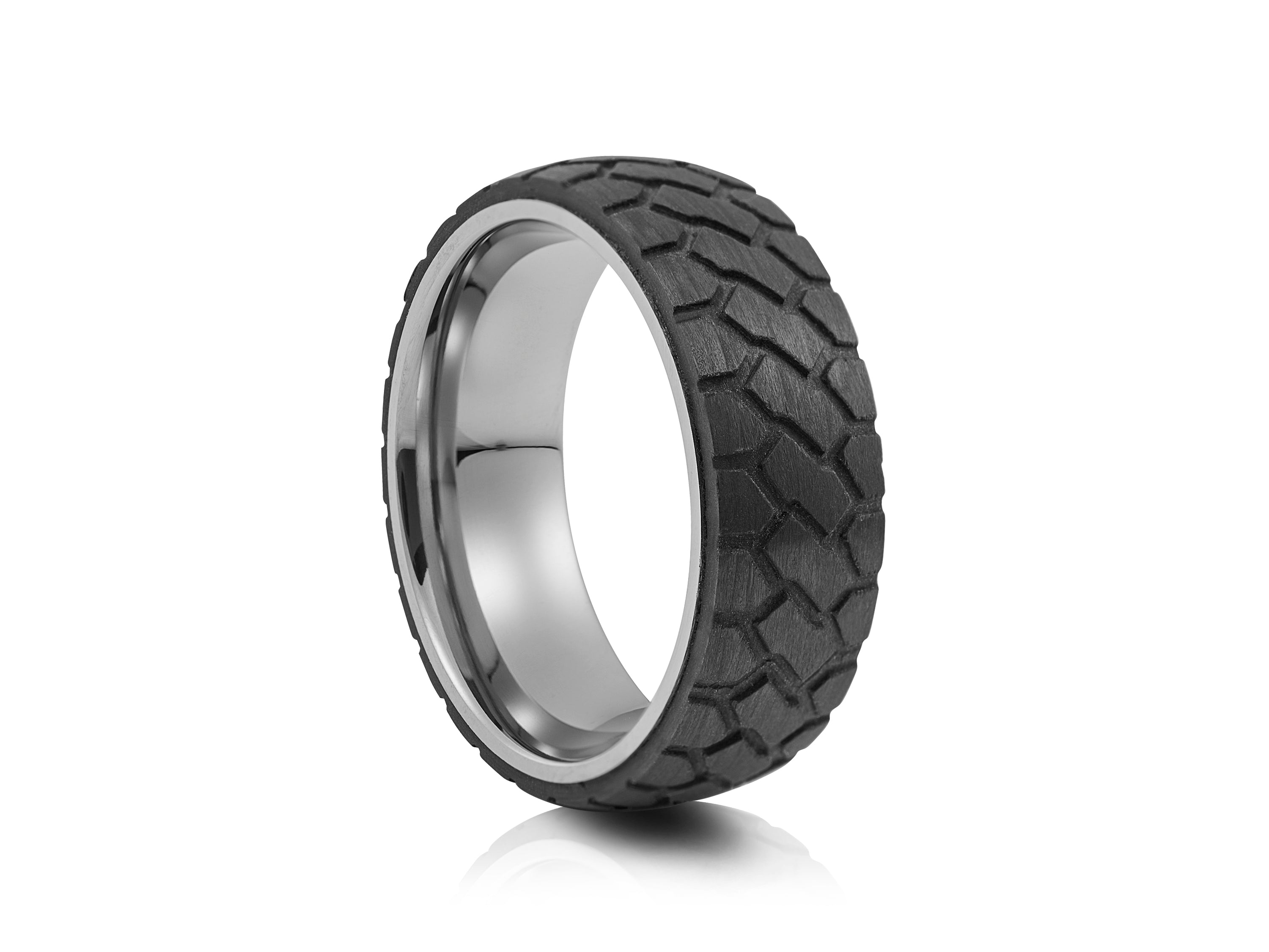 8mm Polished Tungsten Ring with Carbon Fibre Inlay - UK Ring Size M