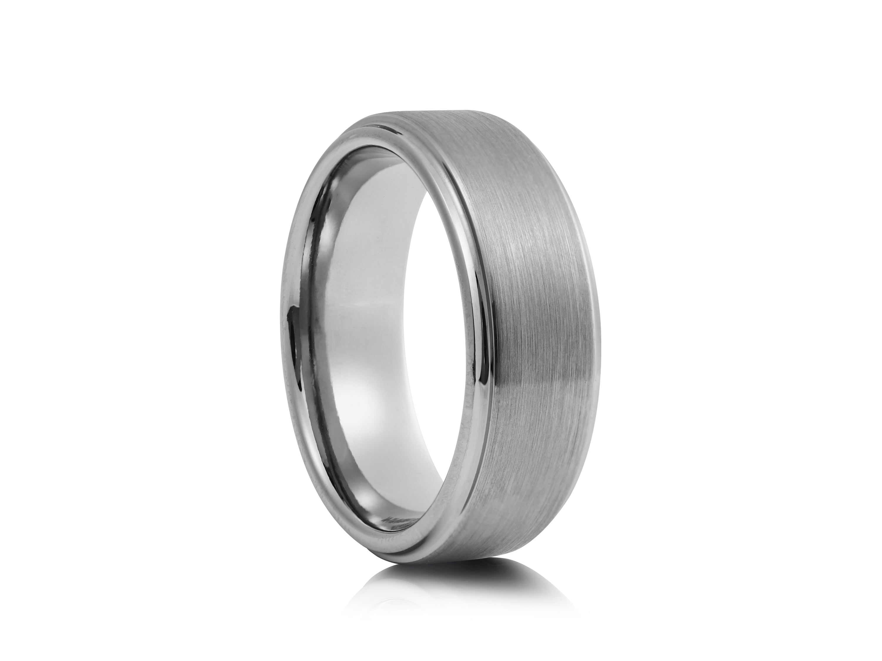 8mm Polished Tungsten Ring with Carbon Fibre Inlay - UK Ring Size M