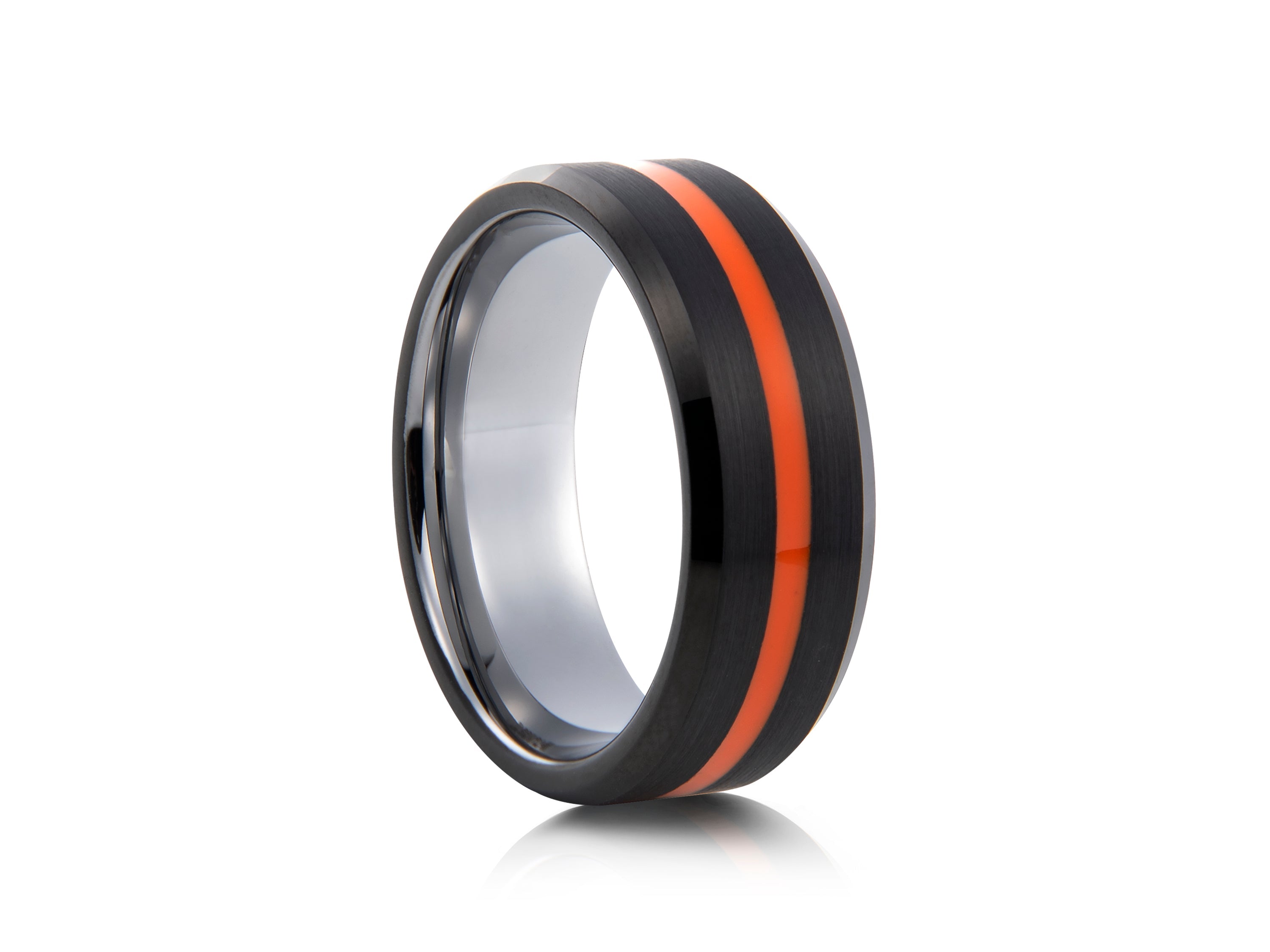 8mm Tungsten Ring with Carbon Fibre Inlay - UK Ring Size M